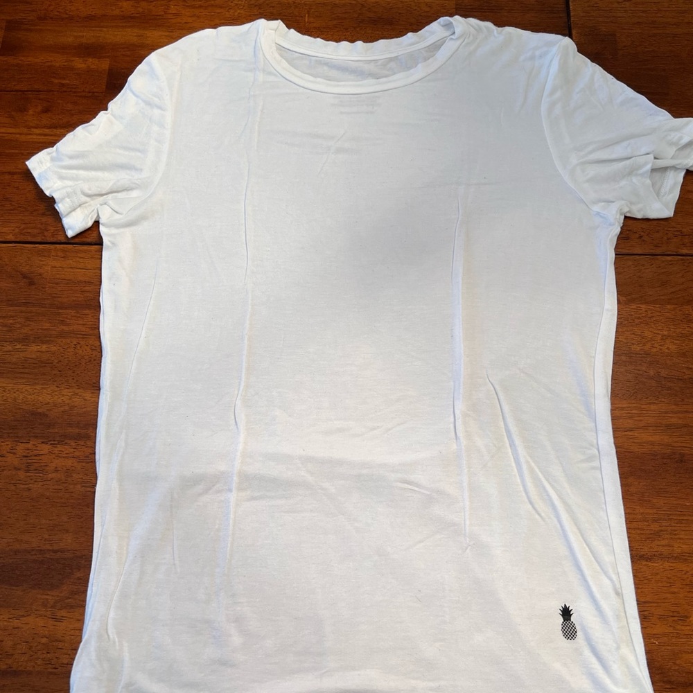 JJ Malibu t-shirt.